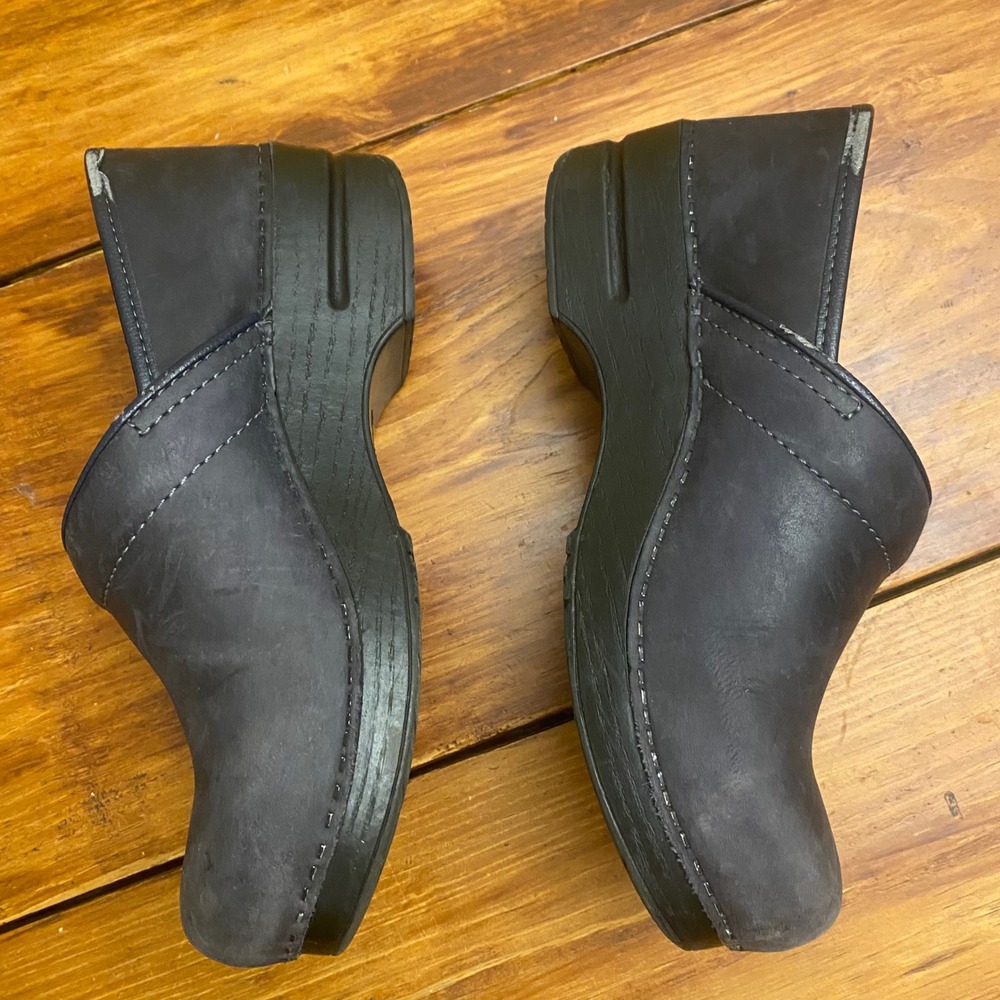 Dansko Gray Leather Clogs Shoes Womens Size 40 EU Comfort‎ Slip On Casual *FLAW - Picture 4 of 12